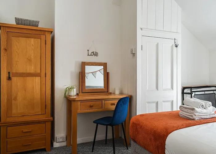 St Martins Square 3 * スカーバラ